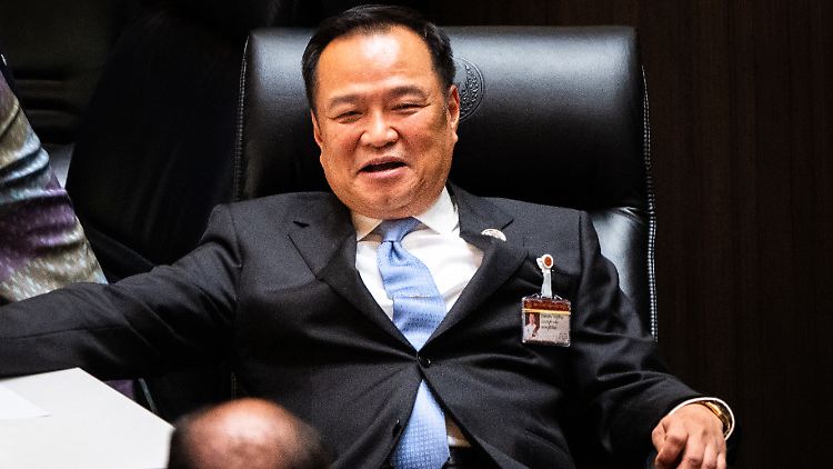 Premier Anutin Charnvirakul übernimmt - vielleicht nur kurz