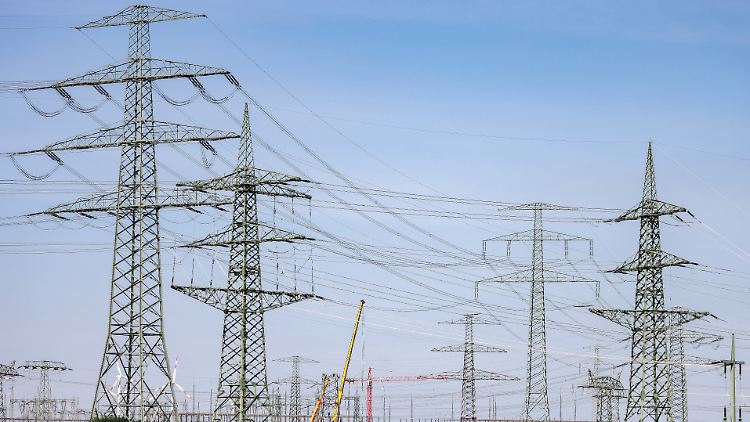 Erneuerbare Energien liefern 2025 bisher weniger Strom