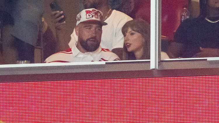 Taylor Swift besucht Travis Kelce heimlich im Stadion