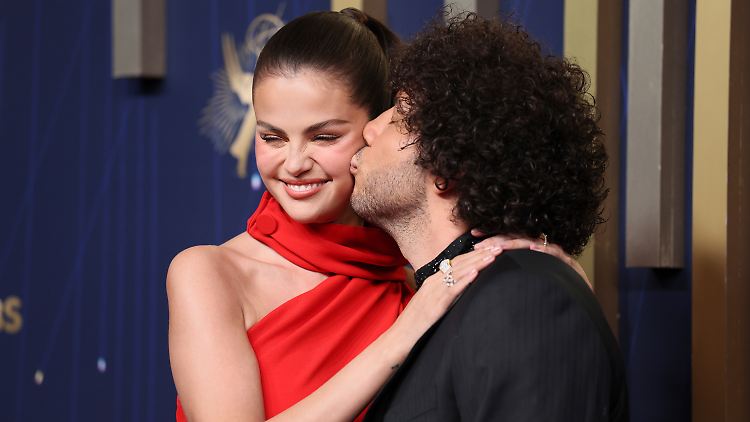 Selena Gomez und Benny Blanco in Turtellaune