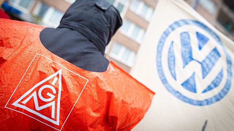 Autoverband und IG Metall verbünden sich bei schleppender E-Auto-Wende