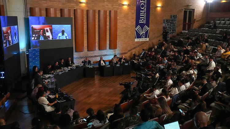 Erstmals Farc-Rebellen verurteilt - Anführer müssen nach Opfern suchen