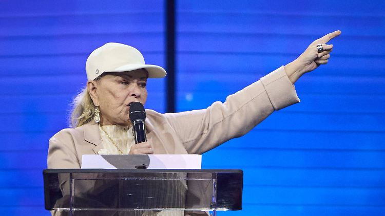 Roseanne Barr beklagt sich &uuml;ber "Doppelmoral"