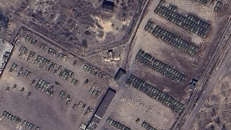 Russlands große Panzer-Lager sehen immer armseliger aus