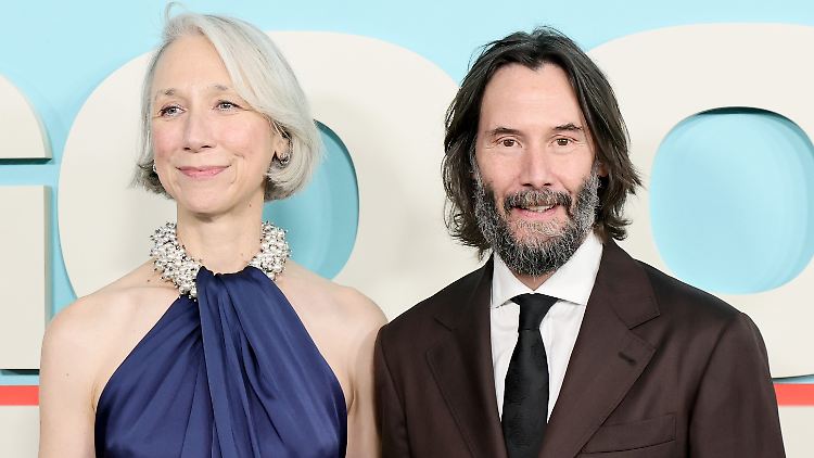 Keanu Reeves kommentiert Hochzeitsger&uuml;chte
