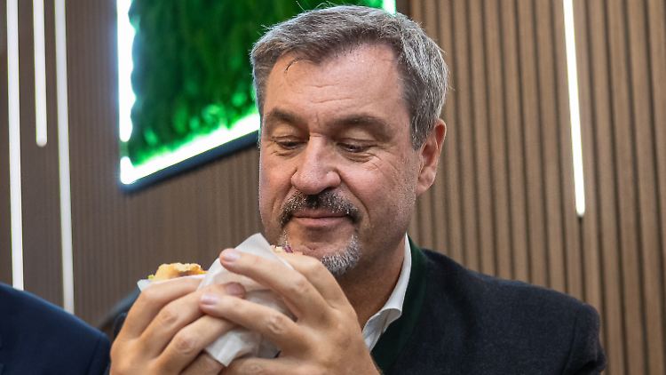 Markus S&ouml;der will keine nackte Haut zeigen