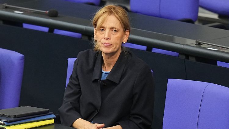 Bildungsministerin Prien erklärt Auswanderungsplan bei AfD-Kanzlerschaft