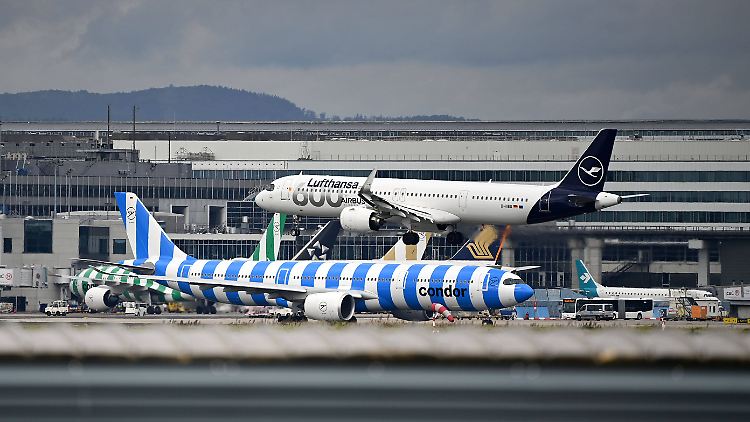 Bundesregierung verschiebt Senkung der Luftverkehrssteuer
