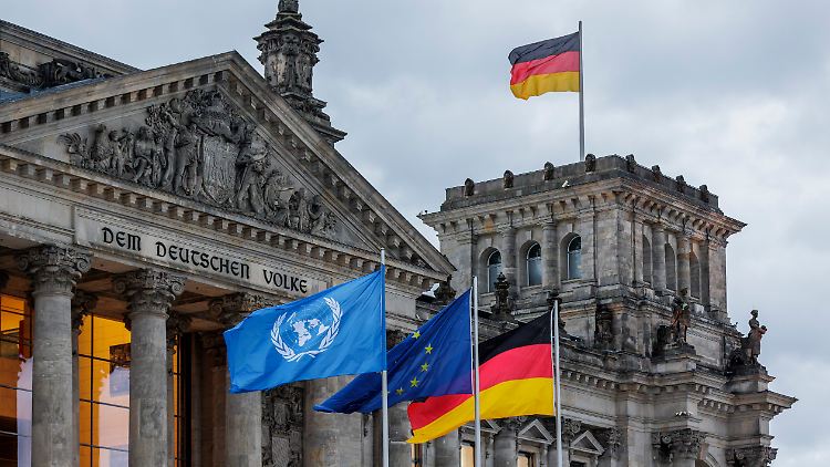 Aussperrung eines AfD-Mitarbeiters ist rechtens