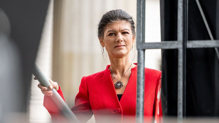 Wagenknecht nennt R&uuml;ckzugsger&uuml;chte "Unsinn"