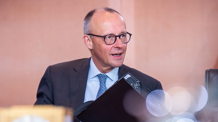 Merz misst seinen Erfolg oder Scheitern an Grafik des "wirtschaftlichen Niedergangs"