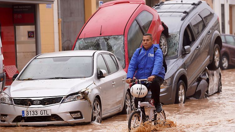 Unwetterschäden in Industrienationen seit 1980 vervielfacht