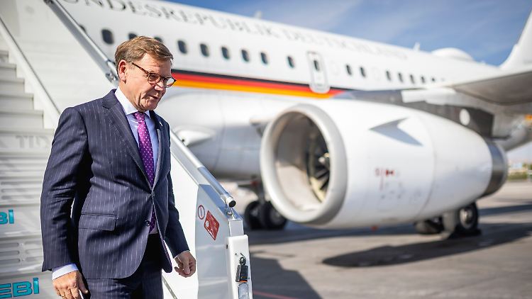 Au&szlig;enminister Wadephul bei S&uuml;damerika-Reise ausgebremst