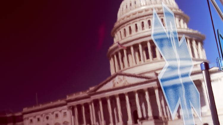 Trump will Krankenkassen-Zuschüsse direkt an Bürger auszahlen