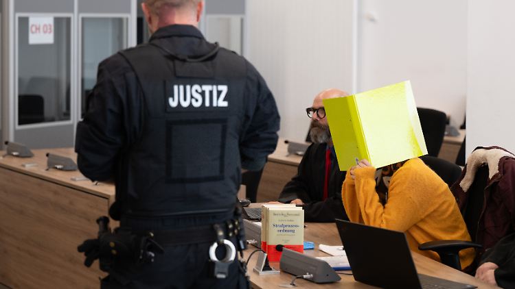 Zschäpe-Freundin verweigert Aussage zu NSU-Hilfe