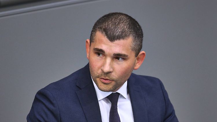 Ermittler durchsuchen B&uuml;ro von AfD-Bundestagsabgeordnetem